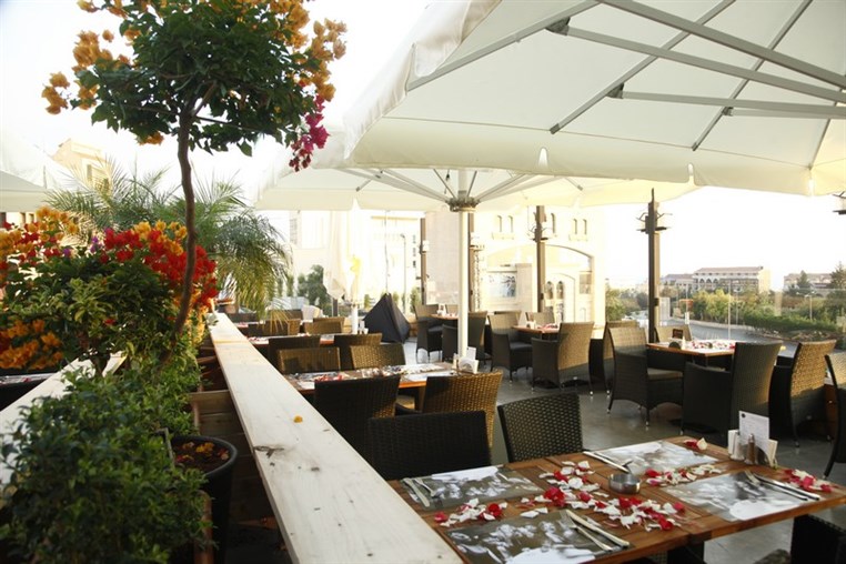 Opening of Republic in Jbeil